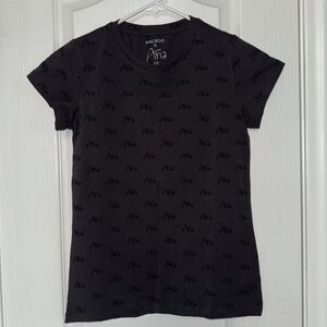 MACEOO Black Aria MGM Casino Embossed Short Sleeve T-Shirt Size Small 2/S